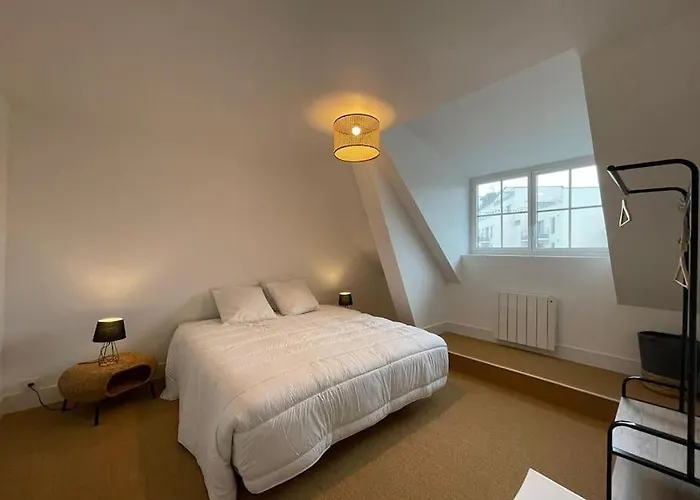 Grand Appartement Renove Centre Historique Proche Plages